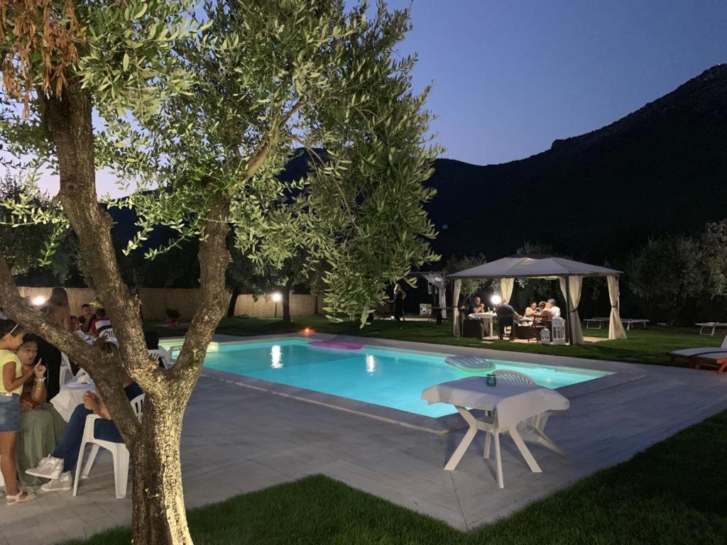 Alloggio Turistico L'Ulivo Monte San Biagio Exteriör bild